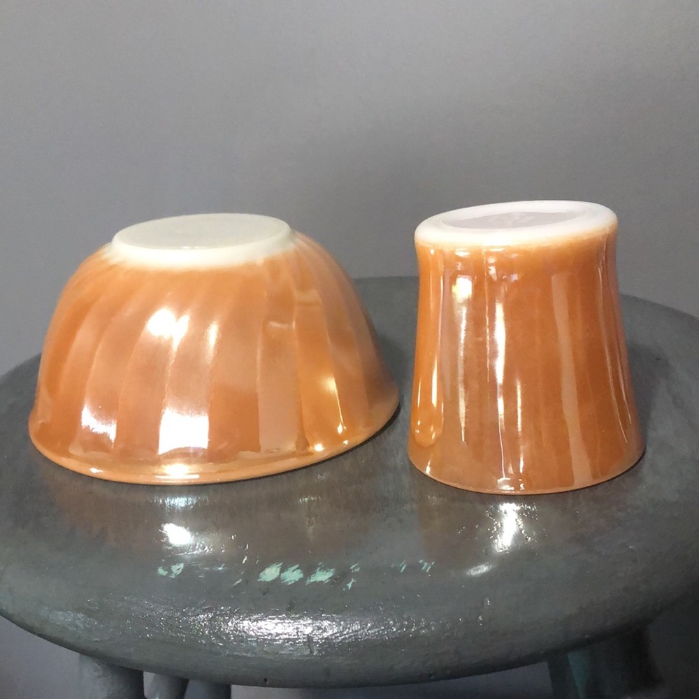 Fire King Peach lustre Vintage bowl, 2 mugs cups - Picture 14 of 17